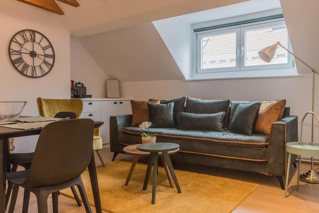 QUARTIER LOUISE STUDIOS