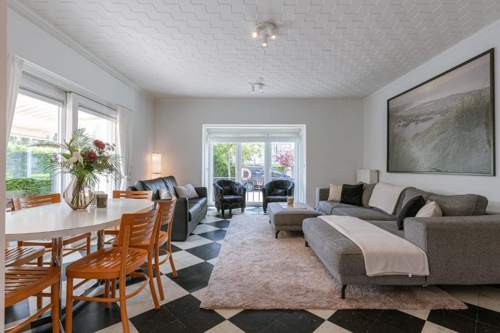 Huswell - Quiet holiday home in Koksijde