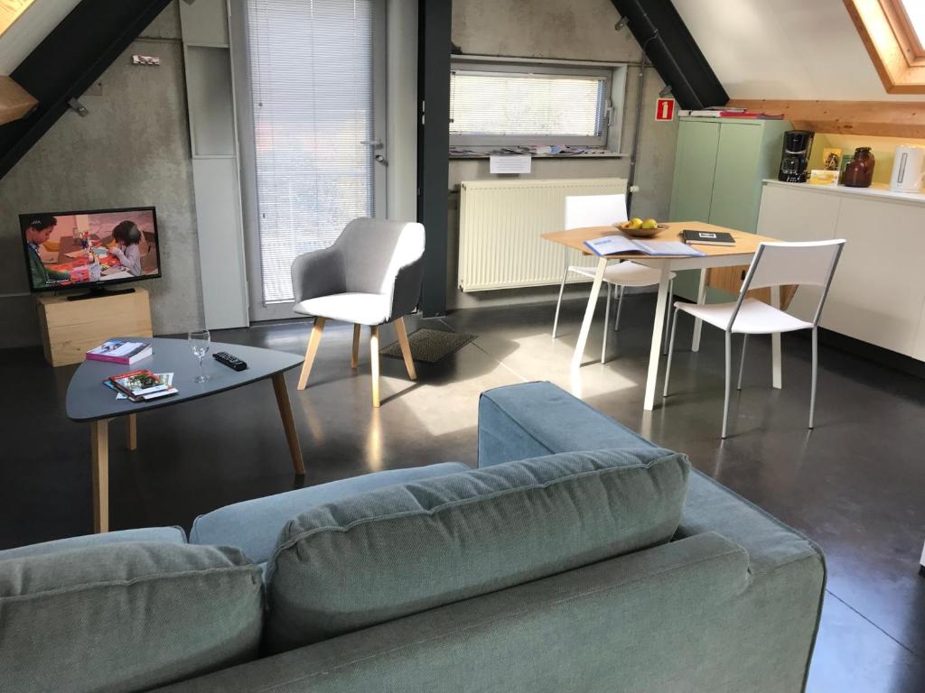 Rap 'n Holiday Home