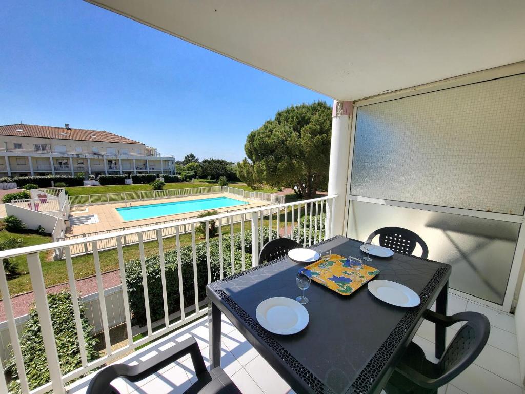 T2 Piscine, Terrasse Sud, Proche Plage - FR-1-92-740