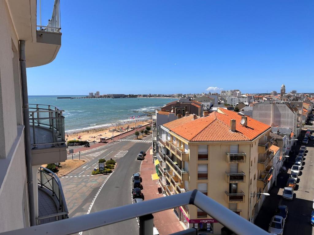 Appartement pour 6 personnes aux Sables-d'Olonne, proche plage, avec balcon - FR-1-197-192