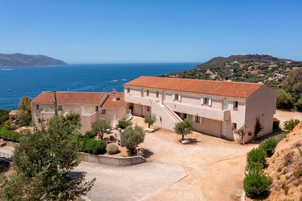 Residence Roc E Mare Tiuccia