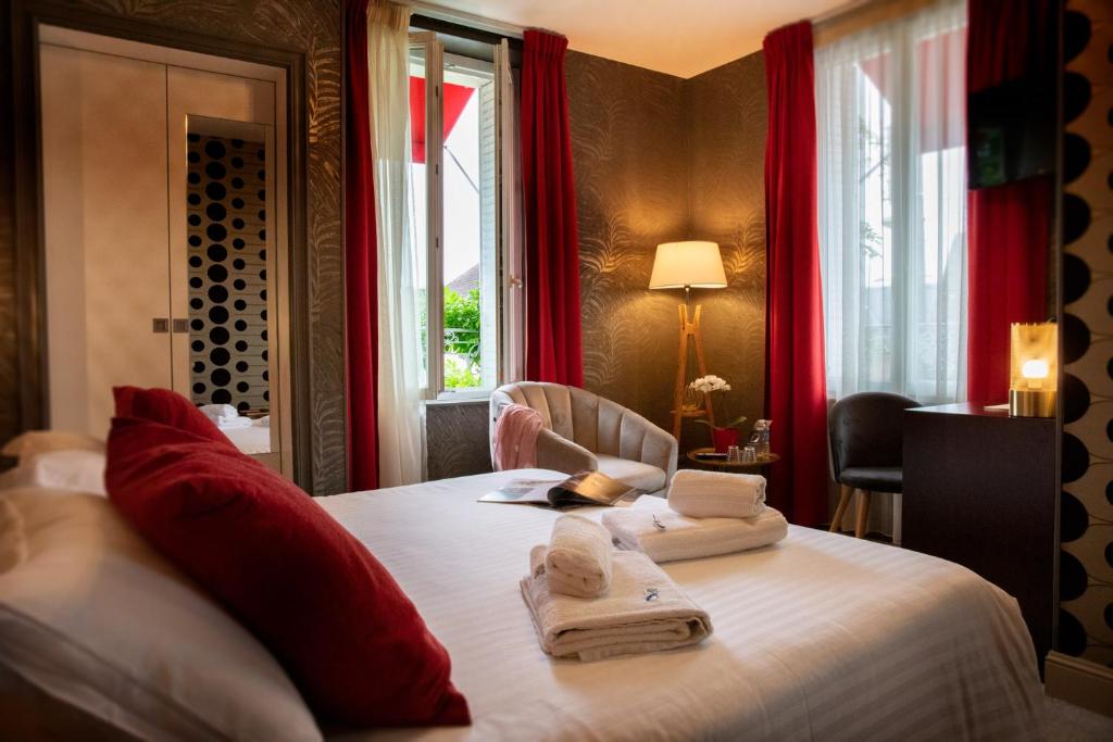 Logis Hôtel La Brèche - Restaurant Berthelot