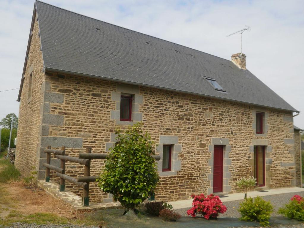 Cottage in Normandy with private garden