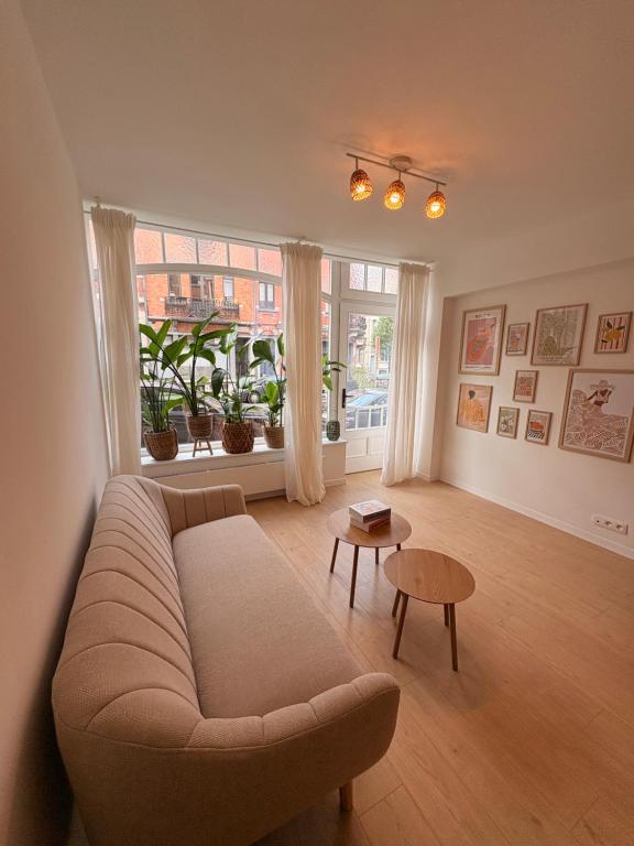 Room with ensuite and garden