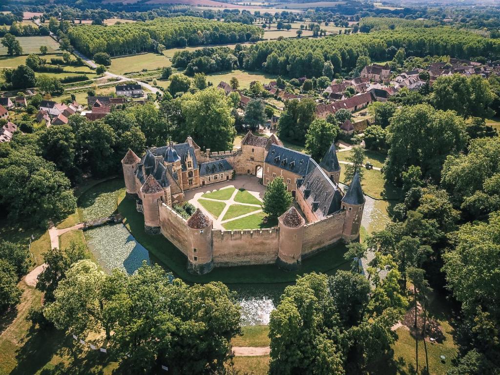 Château d'Ainay-le-Vieil