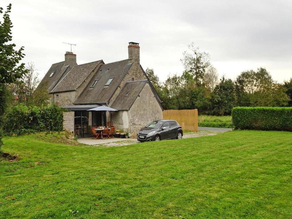 Semi-detached house, Brucheville