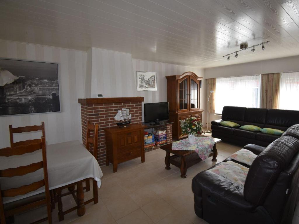 Limburg Hideaway with Garage