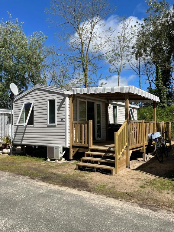 Joli Mobil home Camping 4 Le Bois Masson A34