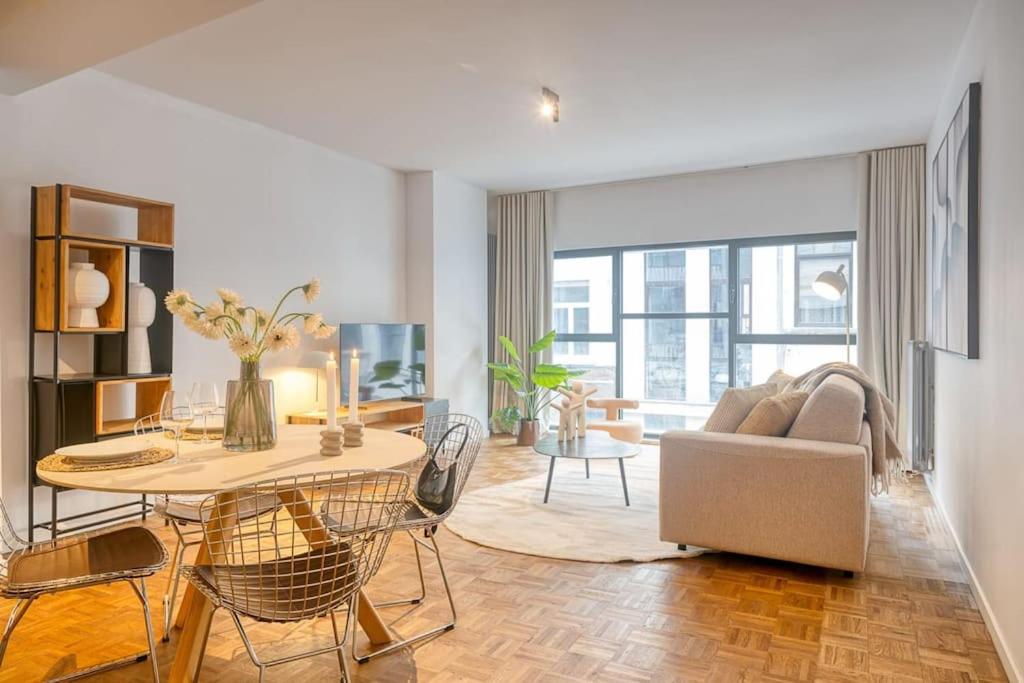 Smart and cosy 4P Apt in Antwerp with balcony