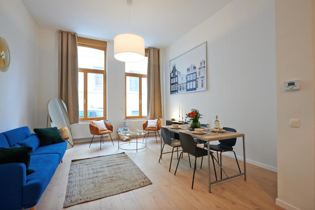 South Cosy Residence