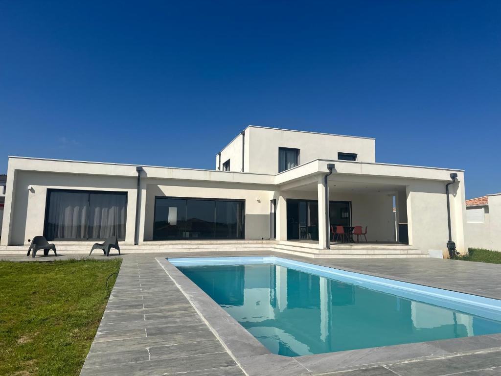 Spacieuse villa standing de 220m2