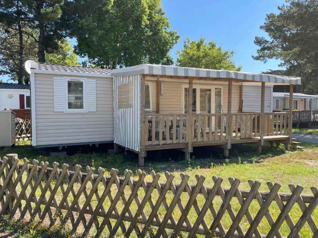 Spacieux mobil home 4 chambres 10 personnes Camping 4