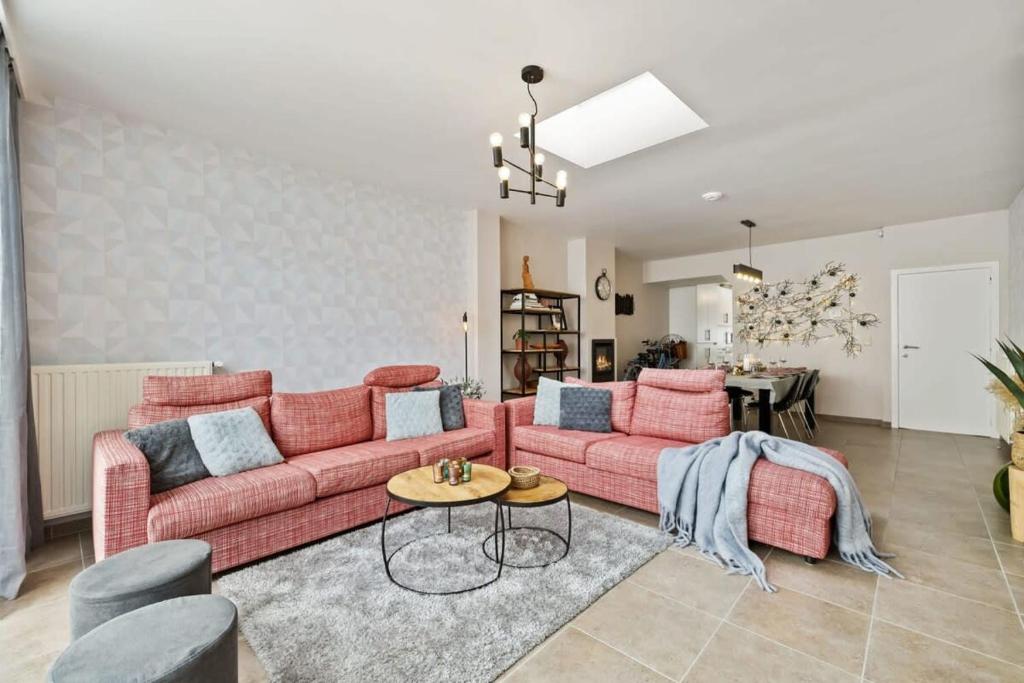 Huswell - Spacious house with 3 terraces