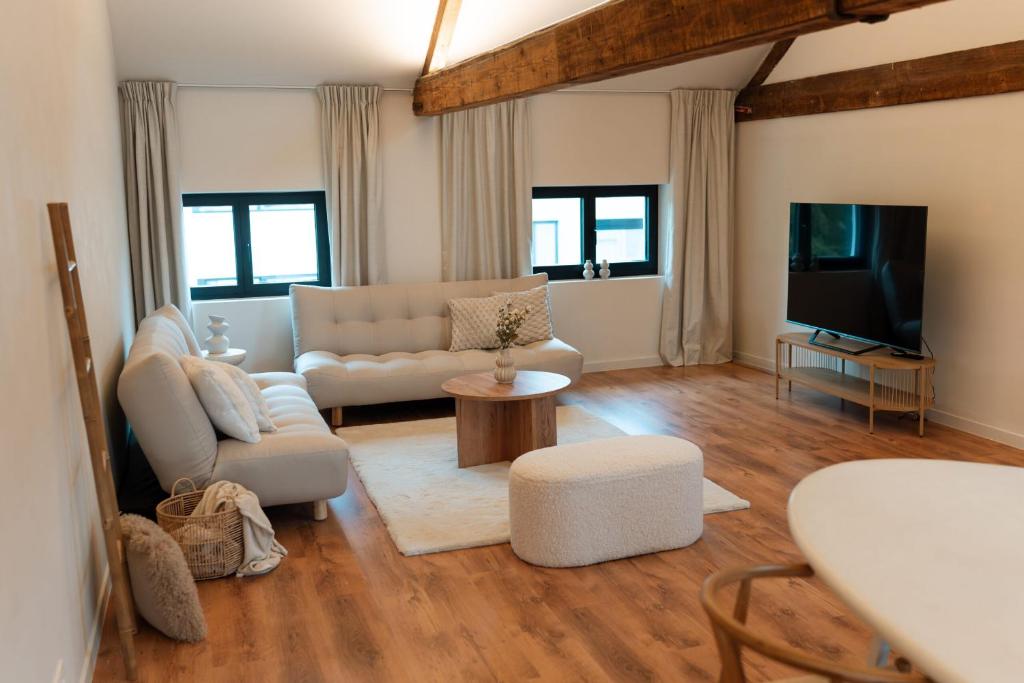 Spacious, newly renovated loft - 107m2
