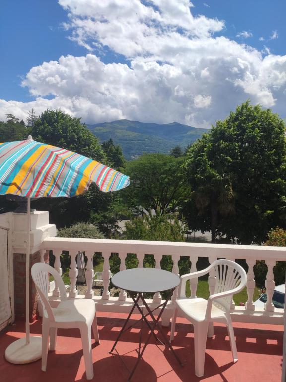 Studio avec terrasse vue Tourmalet dans Villa historique "Victoria"
