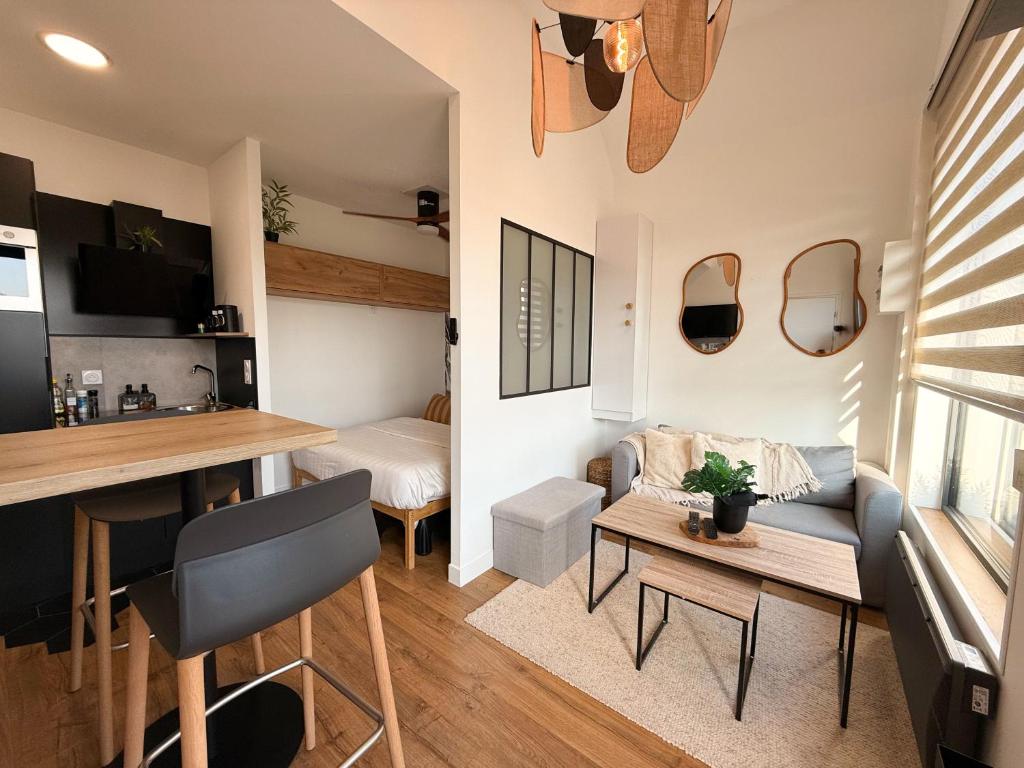 Studio premium, à 50m du Lac d'Ardres avec terrasse
