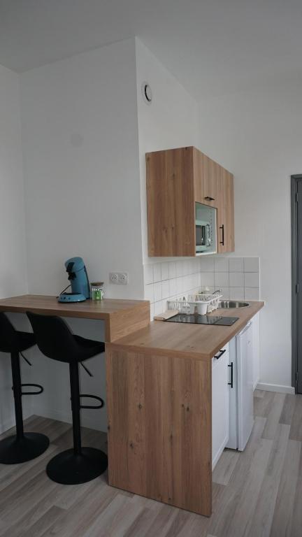 Studio bien placé, accès rapide A2 et centre