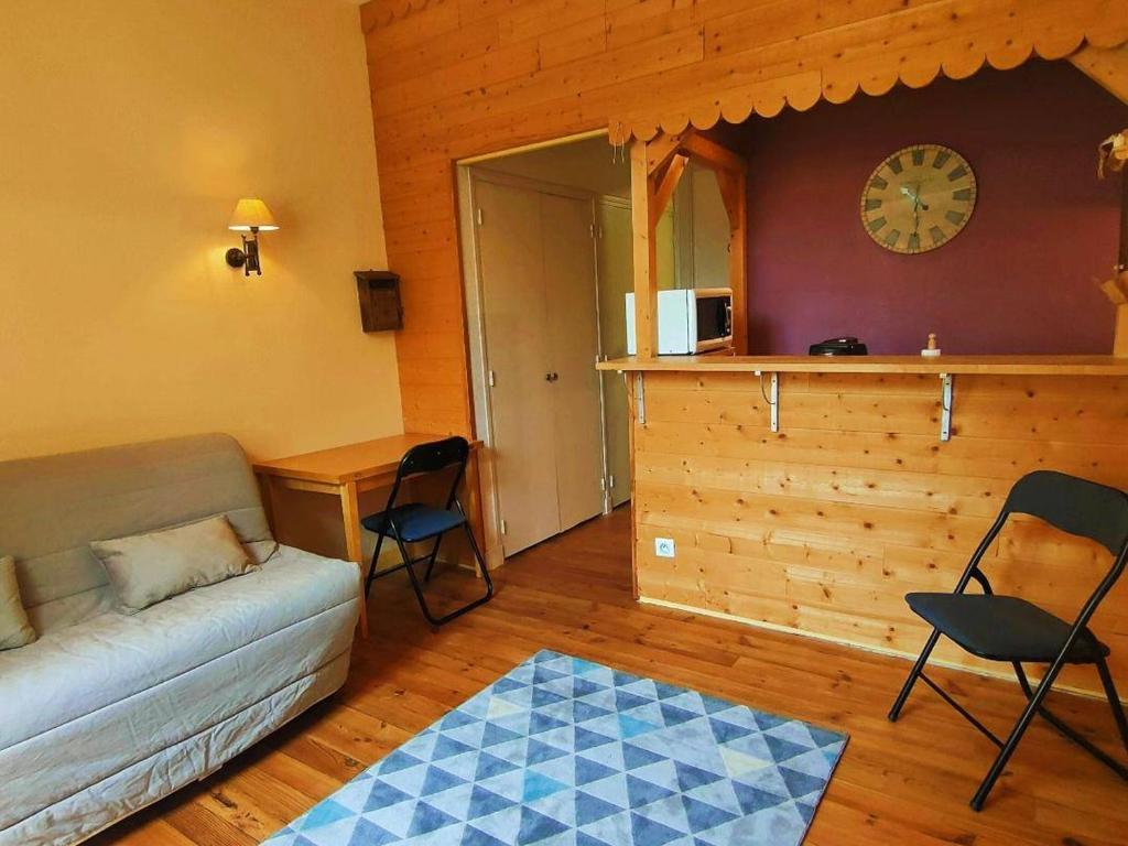 Studio proche centre pour 2/4 personnes, cuisine équipée, près thermes et télécabines - FR-1-234-281