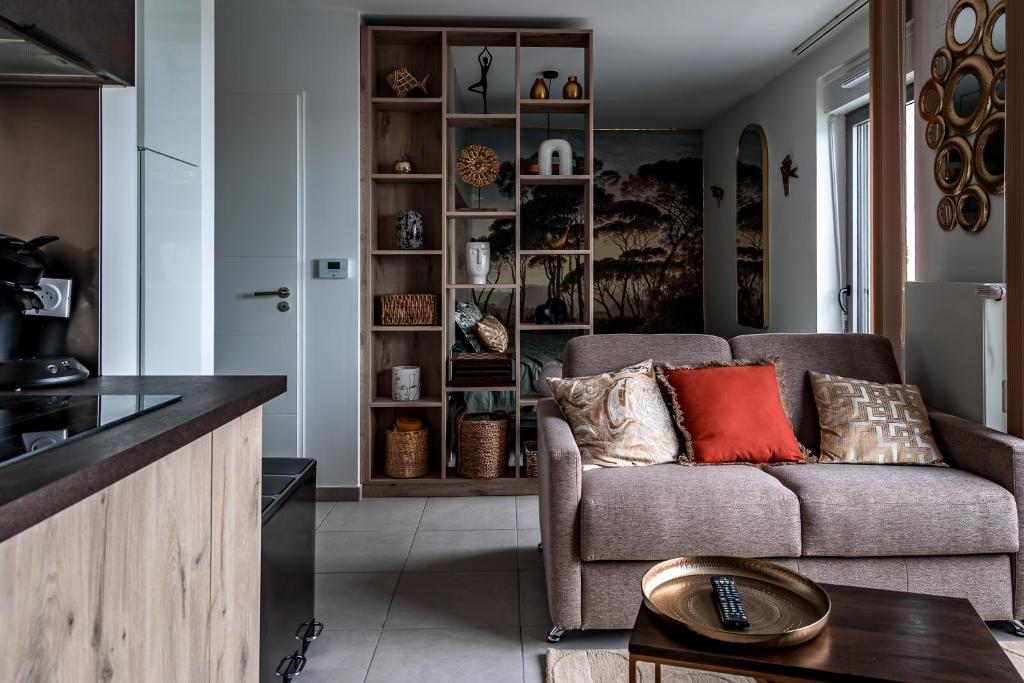 LE ST-EXUPERY - Studio de standing - Vue mer - Terrasse - Parking privé - A 150 m de la Plage