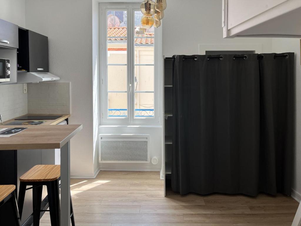 studio equipe a deux pas de la plage - 2 personnes - 1er etage