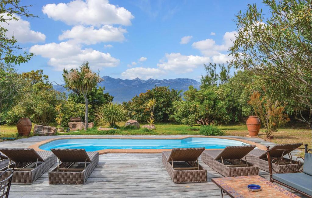 Gorgeous Home In Figari