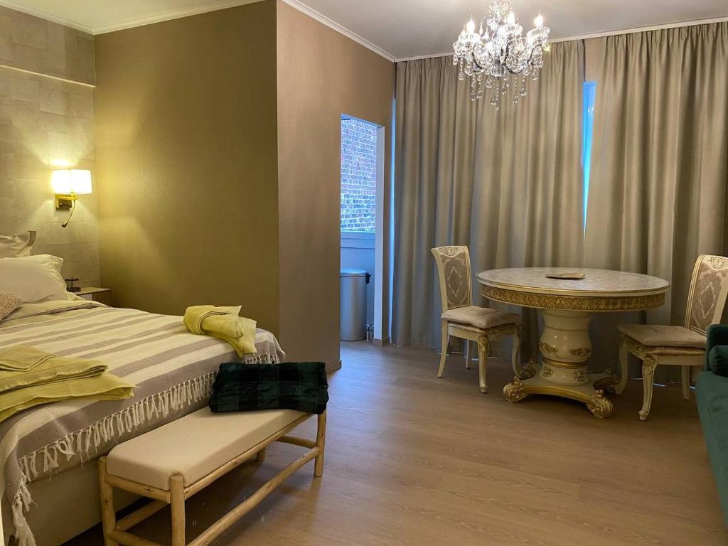 Studio Montaigne