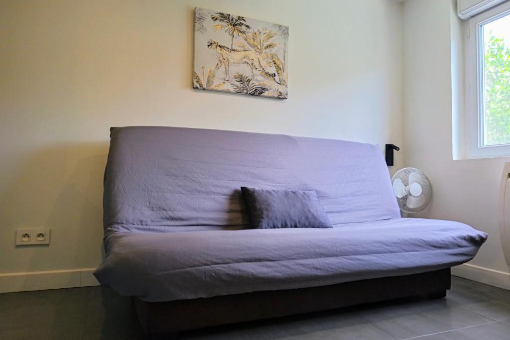 Studio Occitanie 20 m2 tout équipé avec jardin