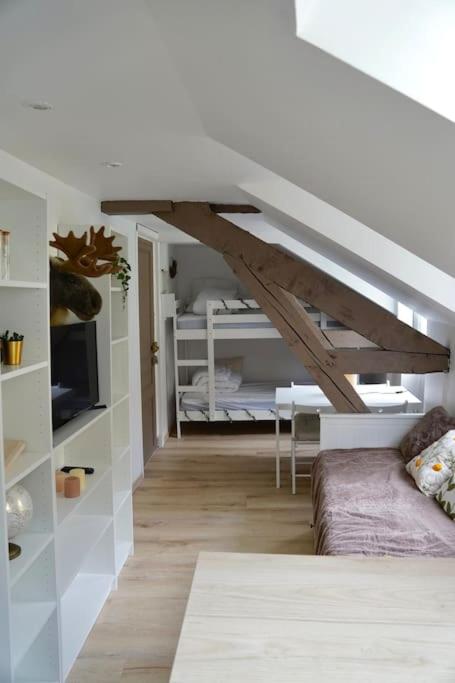 Studio rénové dans le centre