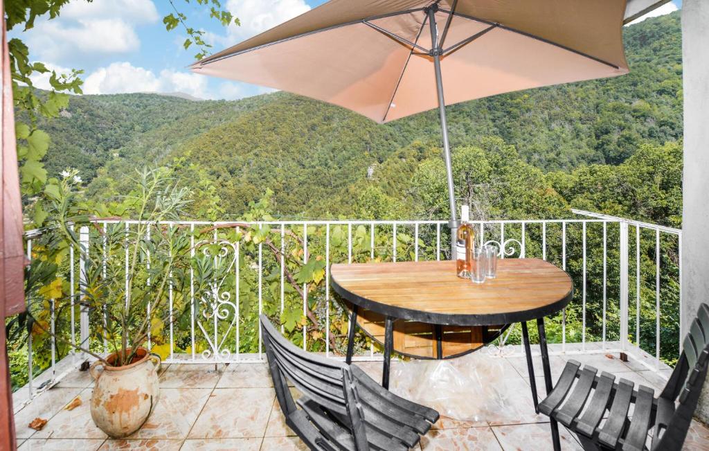Nice Apartment In Sant Andrea Di Bozio