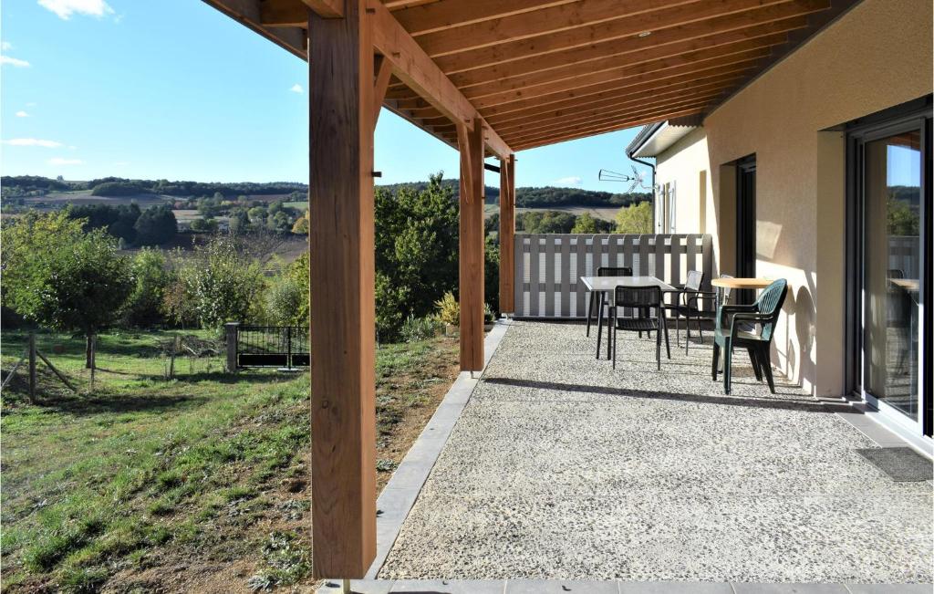 Nice Home In Galan With Kitchenette