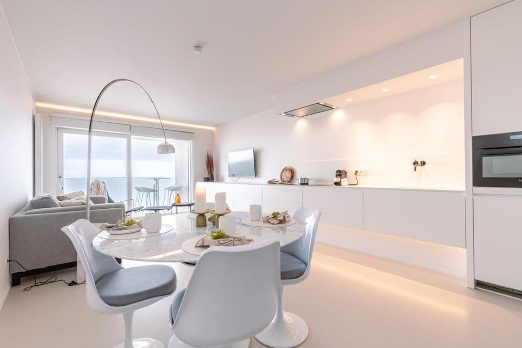 Huswell - Cozy modern studio with magnificent sea-view