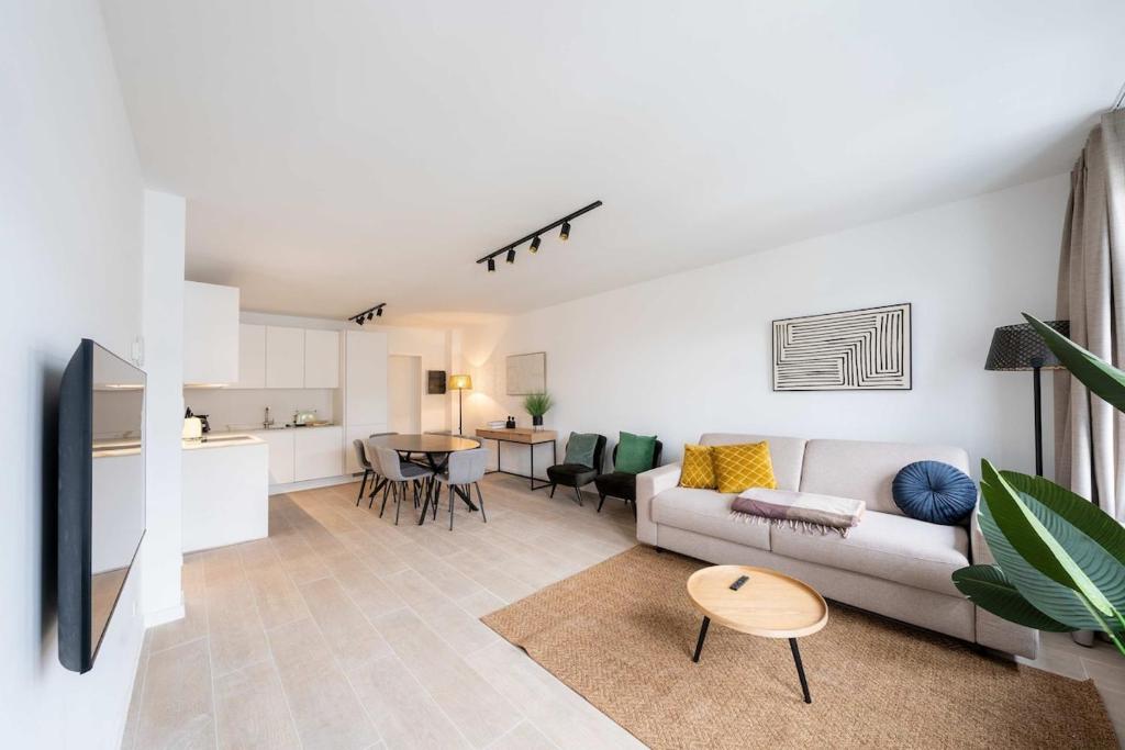 Stylish Duplex for 8 in Central Antwerp