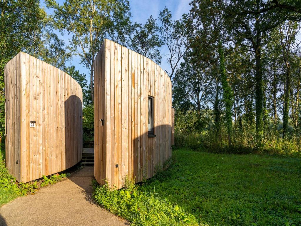 Suite in Tournai near Forest Dock