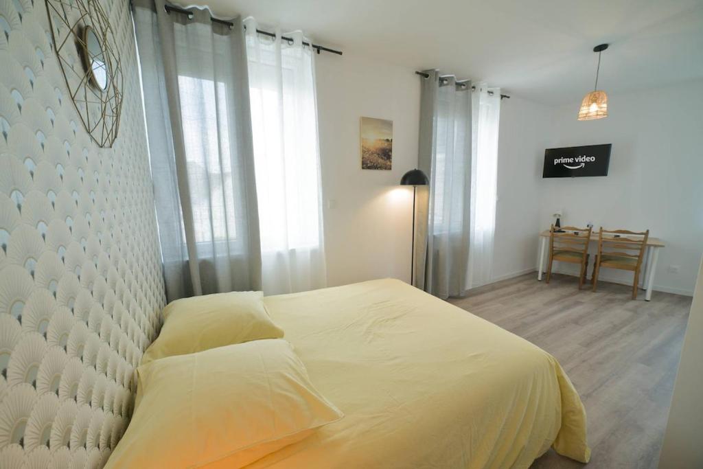 Super studio 6 new quiet close to amenities