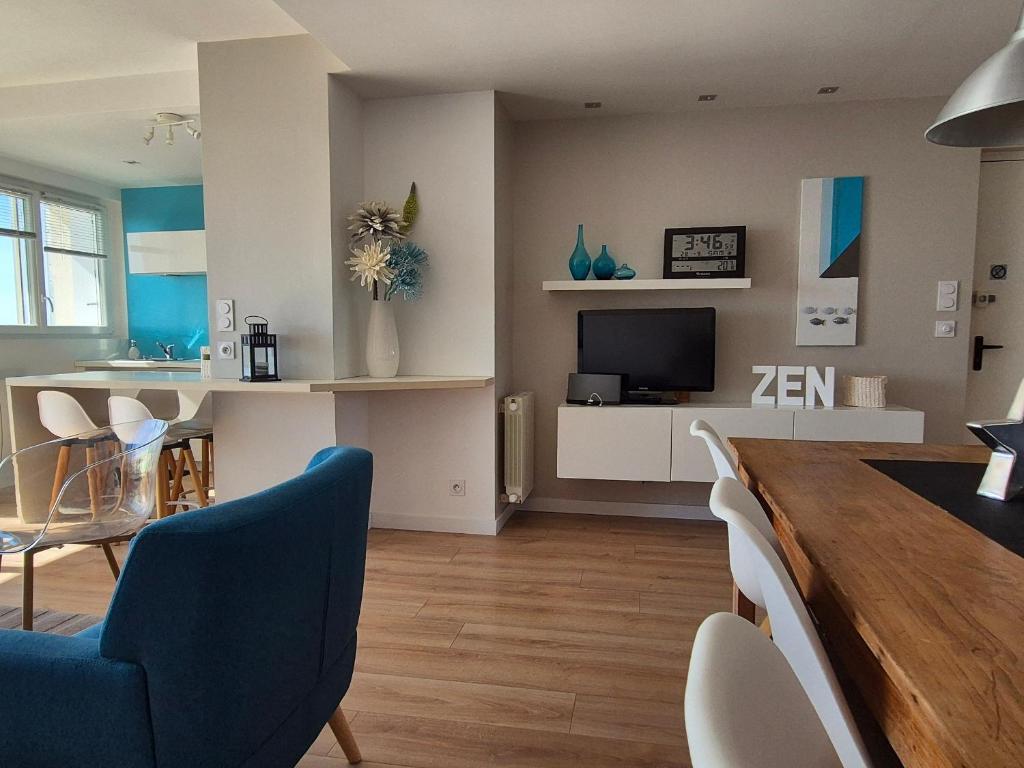 Superbe Appartement Rénové 2 Chambres Face Mer - FR-1-323-577