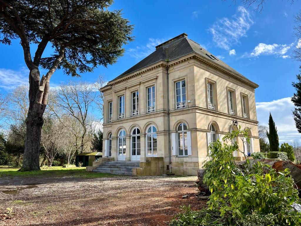 Superbe Maison de maître 10 chambres 300 m2 Caen