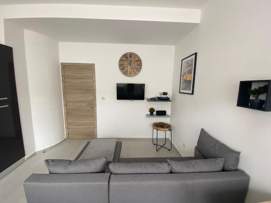 1-C Superbe appartement très calme et bien décoré