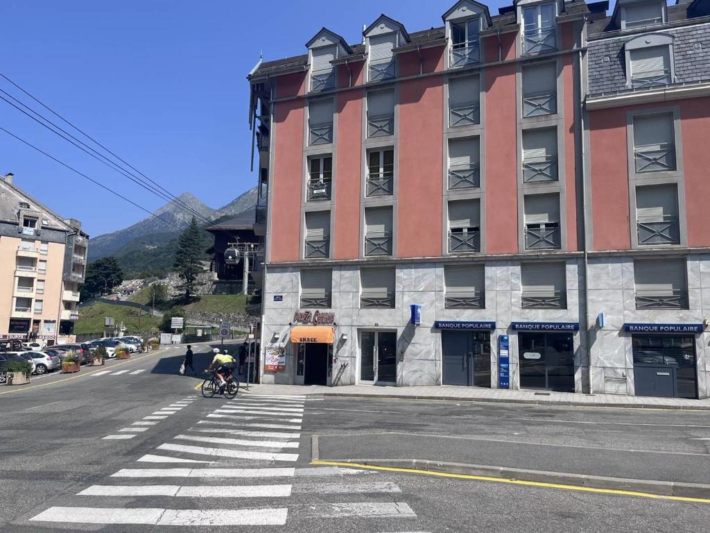 T2 à Cauterets avec alcôve, proche parking - FR-1-812-119