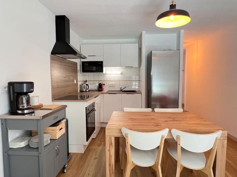 T3 centre ville avec parking, balcon et wifi. 5P.