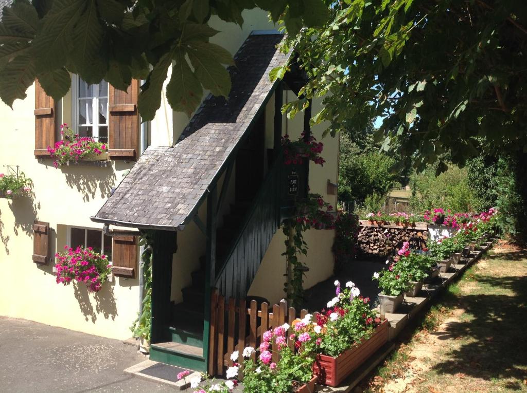 The Bell`s End Cottage