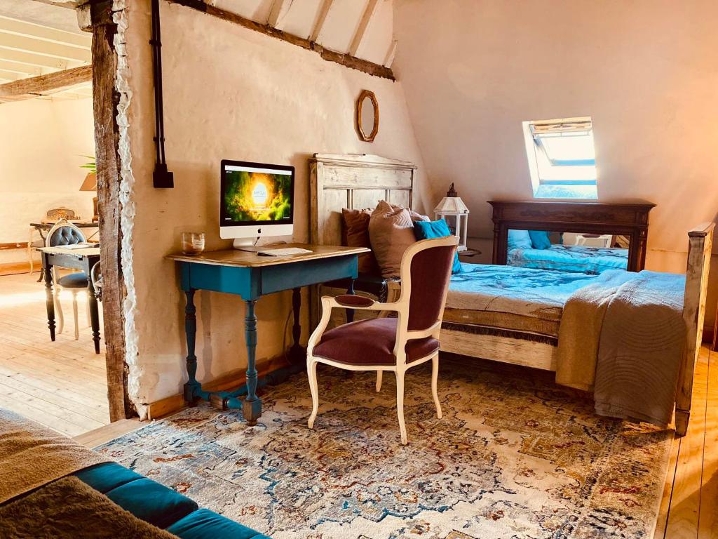 The Lofty Mystic's Lodge