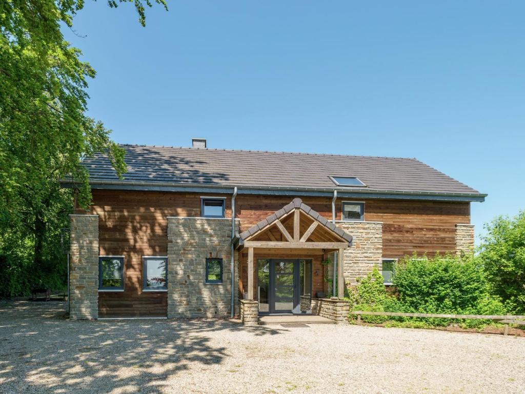 Luxury Holiday Home in Thirimont Liege with Private Garden