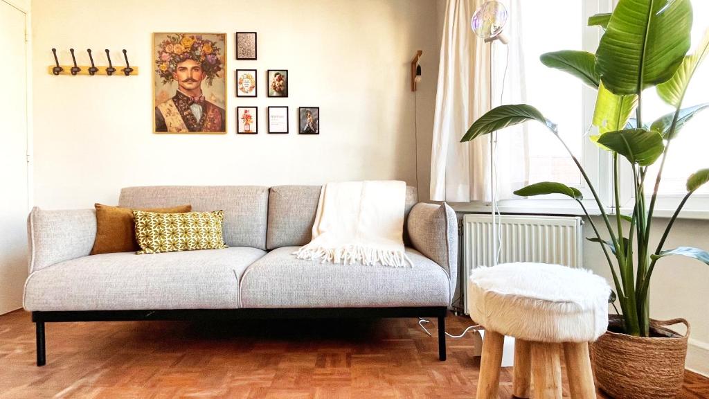 Artist's Nest apartment