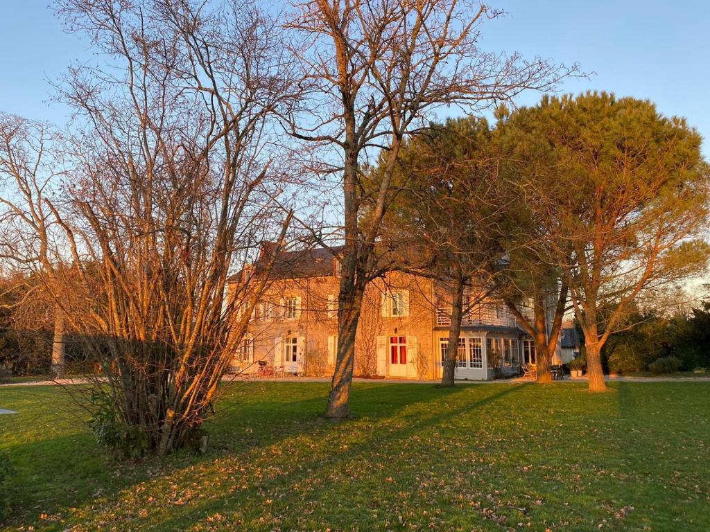 Domaine de Treuillaud climatisé piscine privée