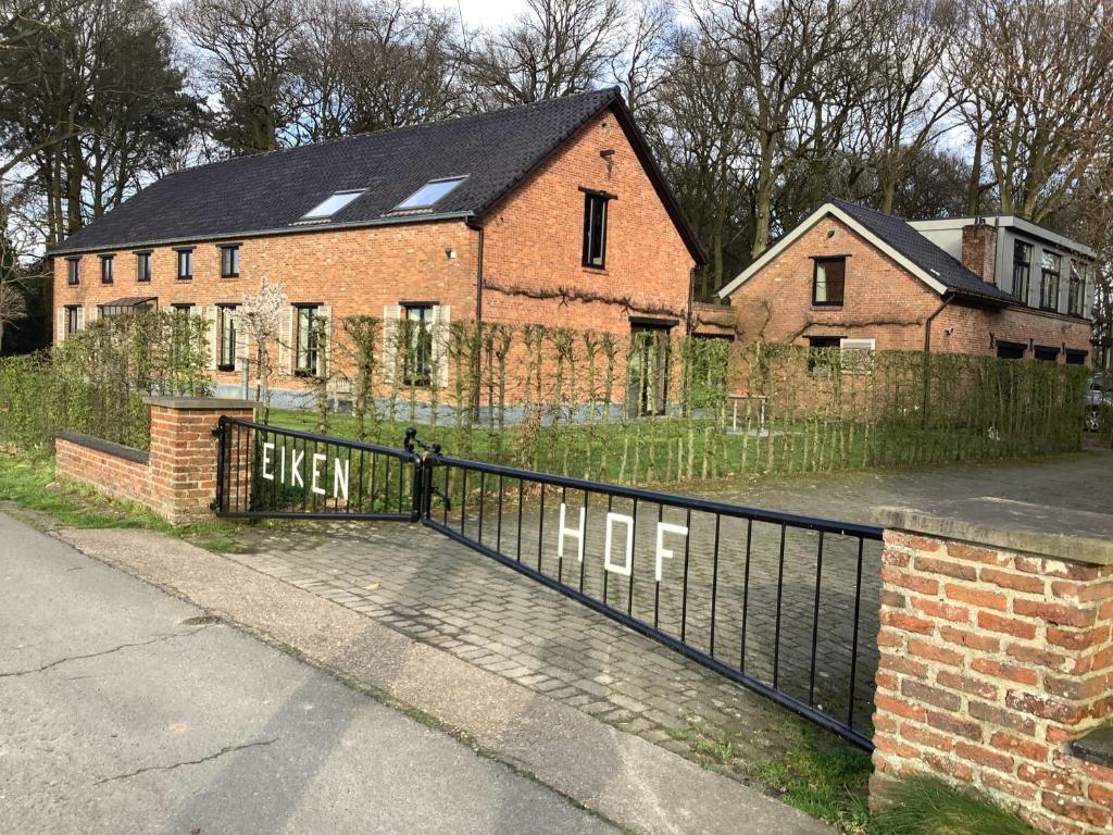 Vakantiewoningeikenhof