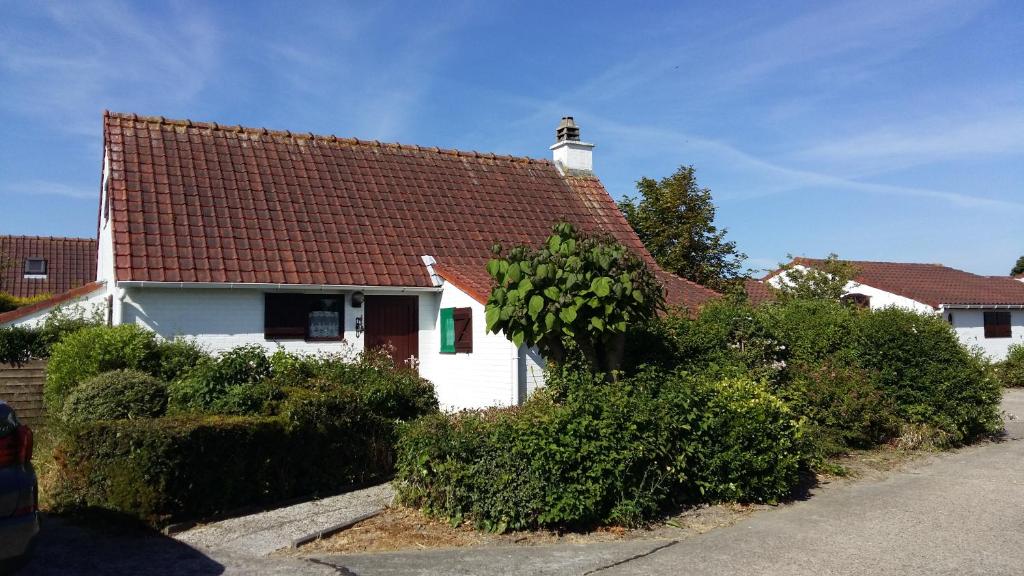 Villa 6 pers De Haan with warm swimming pool access