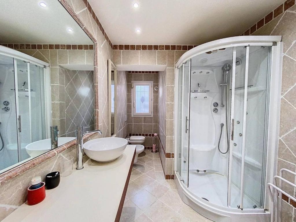 Villa avec piscine à quelques minutes de la mer