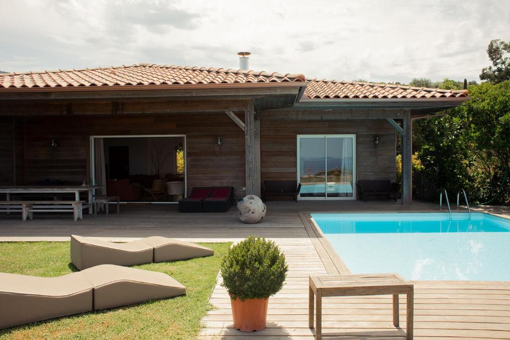 Villa BARQUIERO
