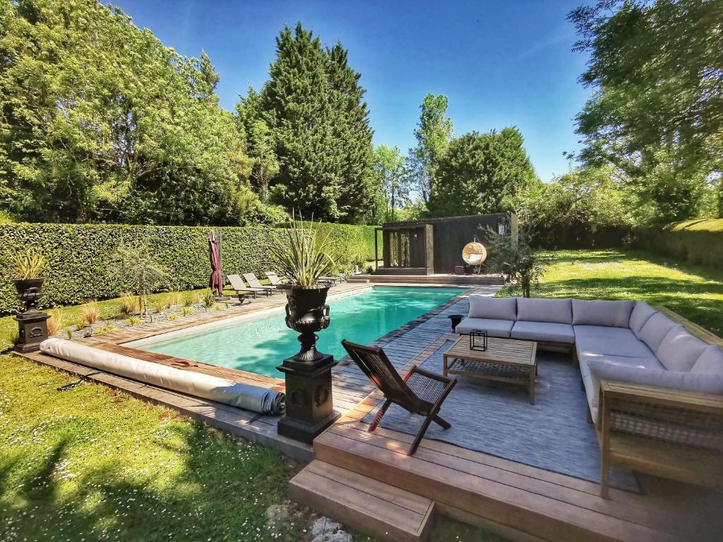 Villa Celsa YourHostHelper